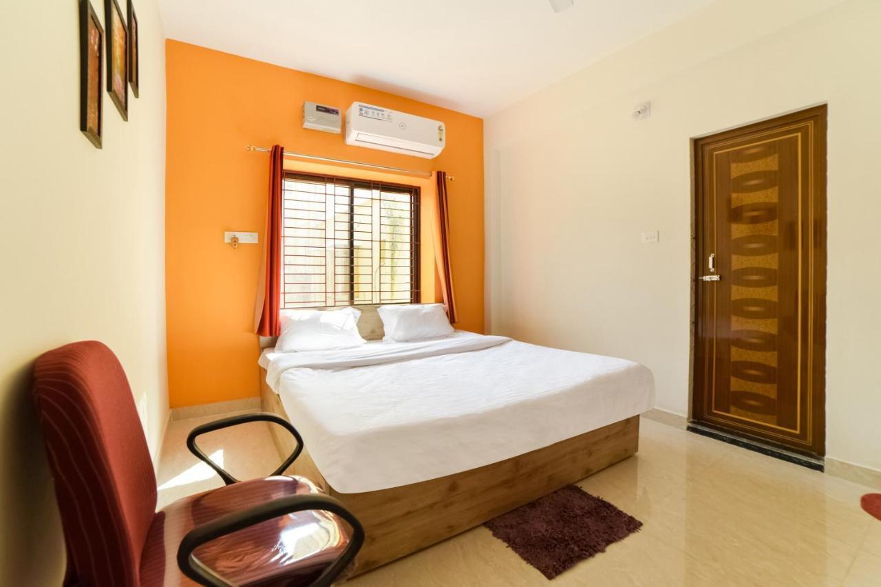 Oyo Home Shining Crystal Near Airport Bhubaneswar Esterno foto